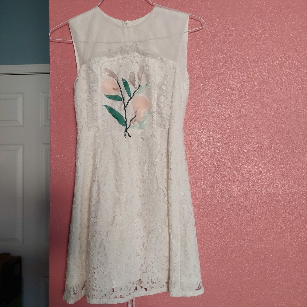 [Boutique] Lace sleeveless dress